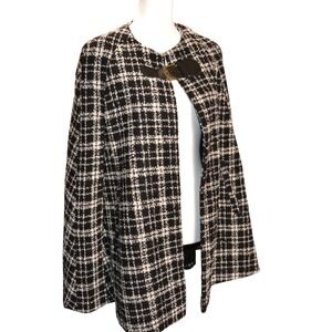 Liz Claiborne Black and White Tweed Jacket Cape One Size Open Front with Belt